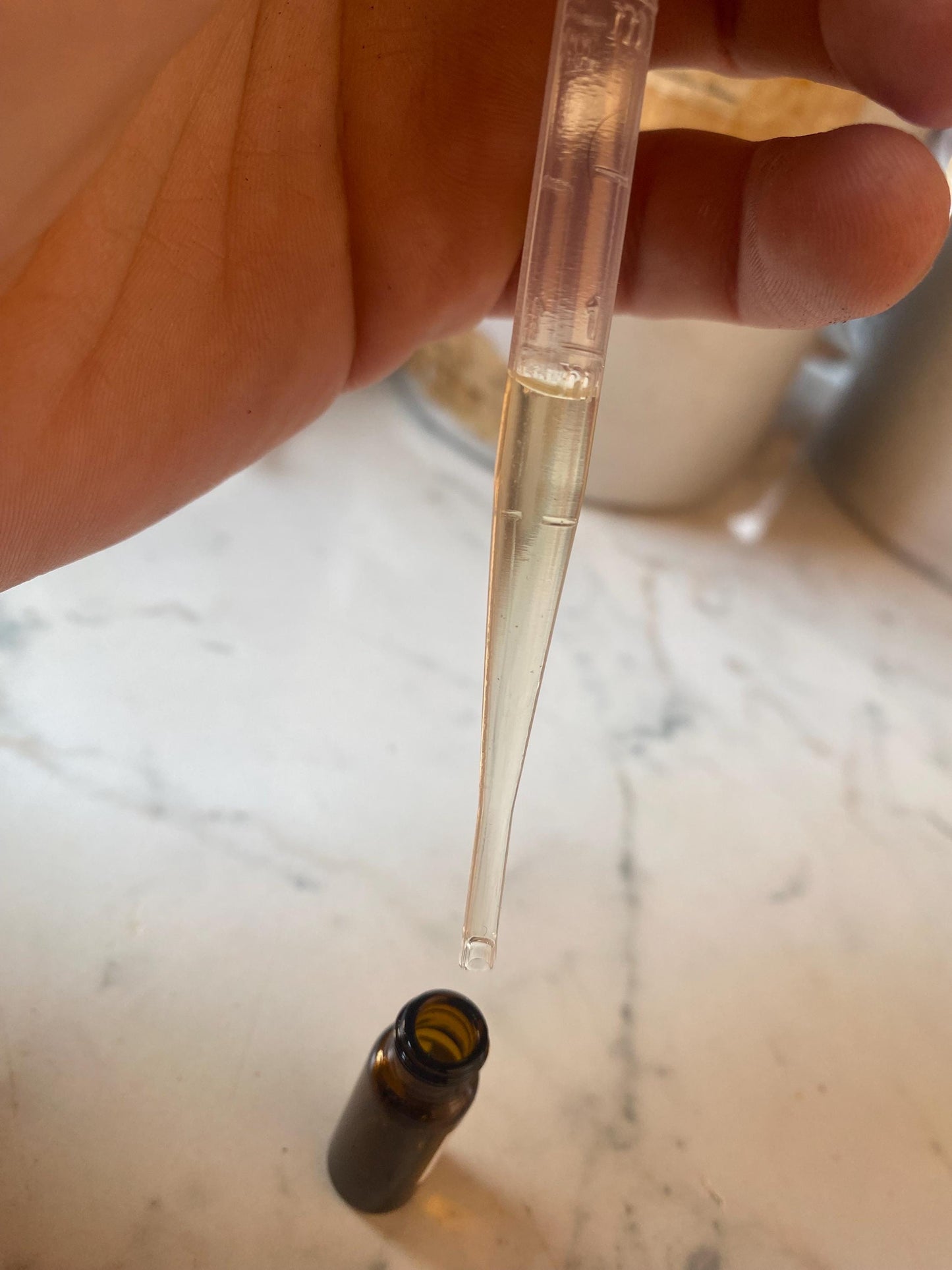 Orris Resinoide Destilacion Molecular (Iris Pallida) | Italia