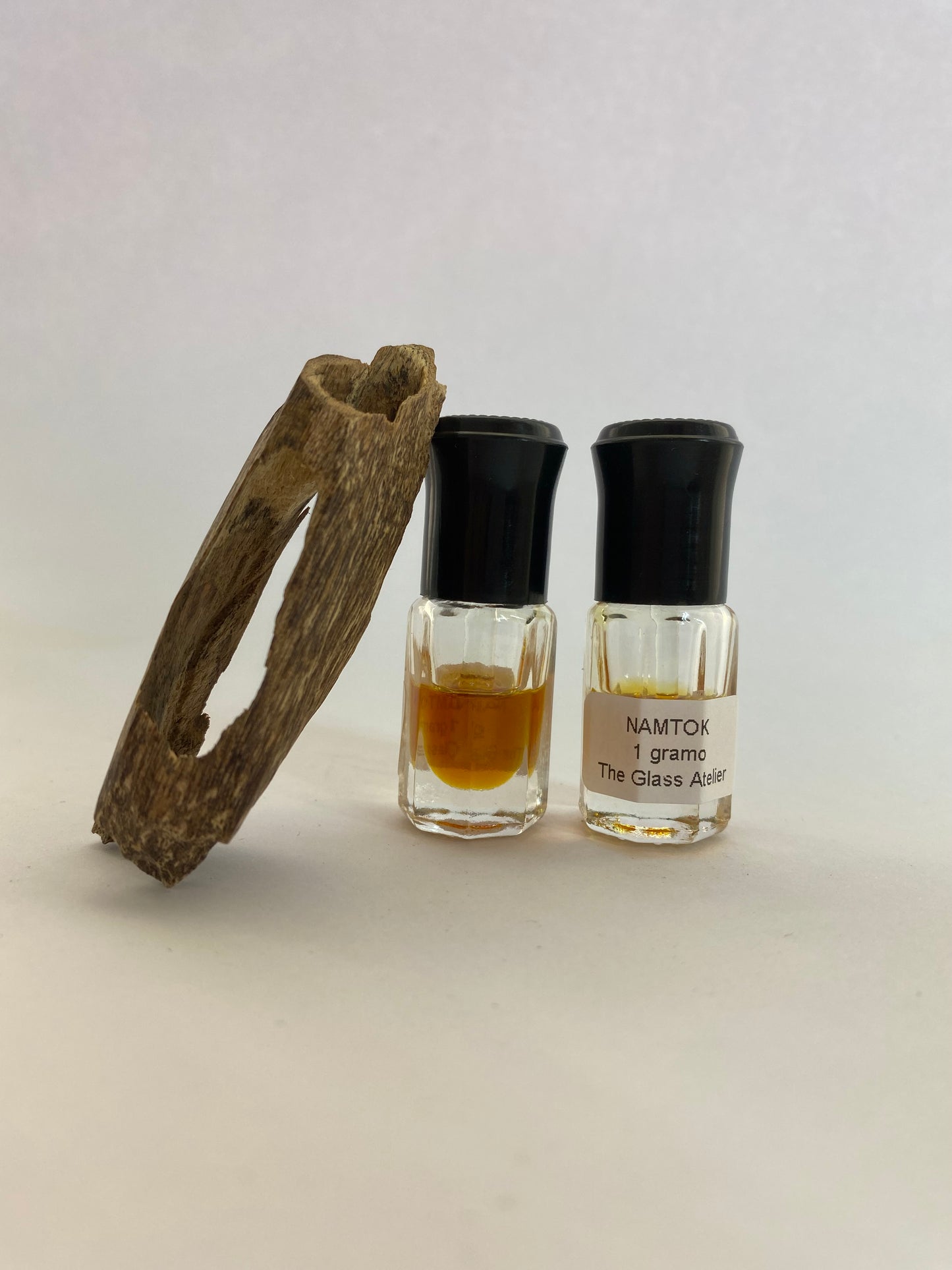 Namtok – Oud de la provincia de Trat, Tailandia (Aquilaria crassna)