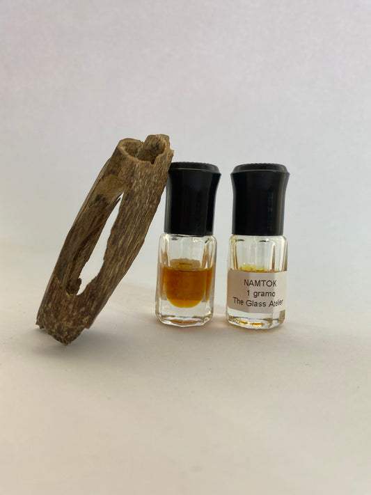 Namtok – Oud de la provincia de Trat, Tailandia (Aquilaria crassna)